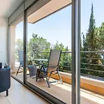 Exclusive With Pool Seaview